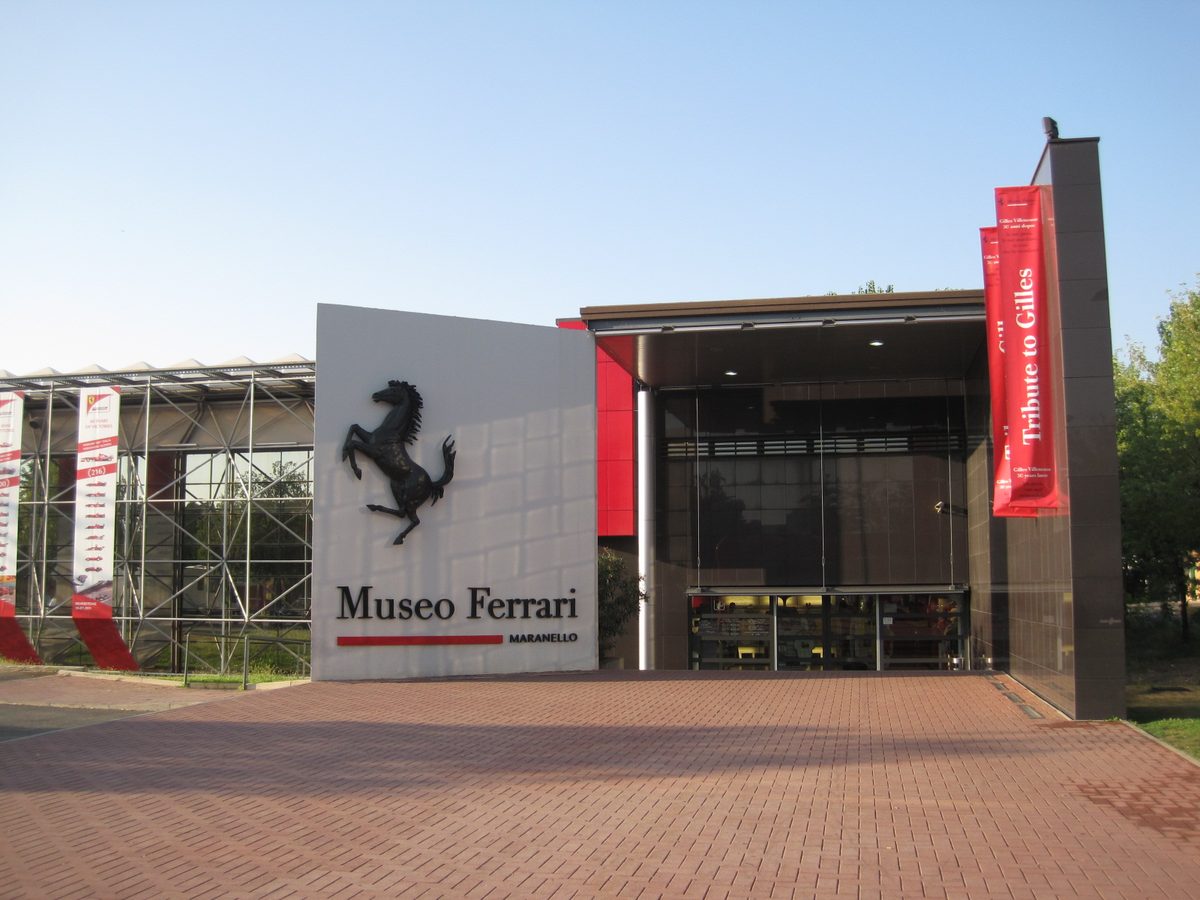 Museu Ferrari e Bologna
